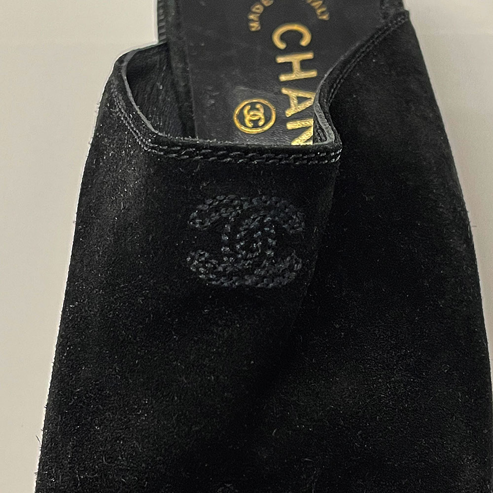 Authentic Chanel Black Suede Mule Clog Shoes EU 37 US Size 7