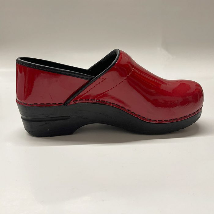Women's Sanita Pro Red Patent Leather Clogs EU Size 39 NEW | Catherine's Loft