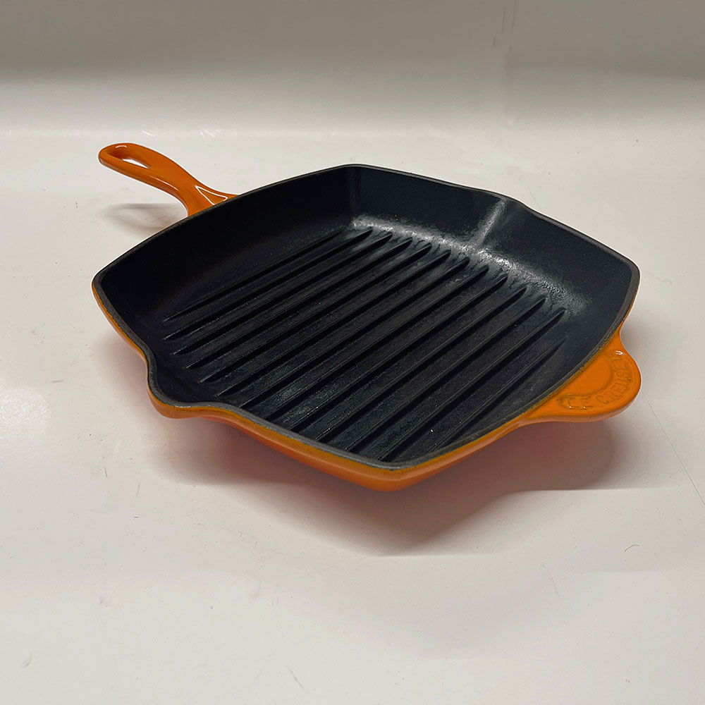  Le Creuset Enameled Cast Iron Signature Square Skillet